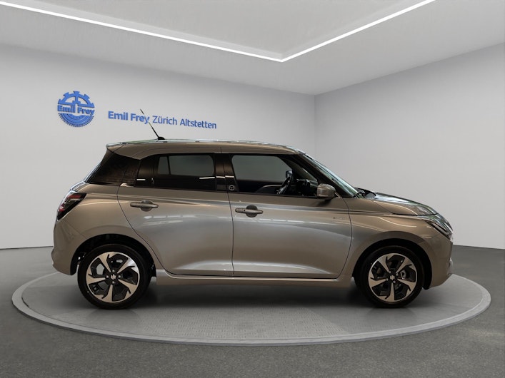 Vehicle image SUZUKI SWIFT