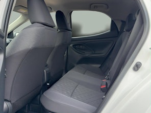 Vehicle image TOYOTA Yaris 1.5 VVT-i HSD Trend