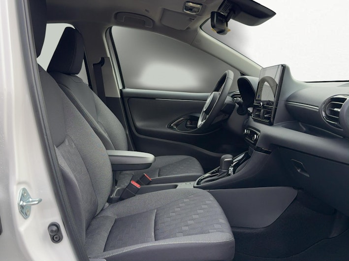 Vehicle image TOYOTA YARIS