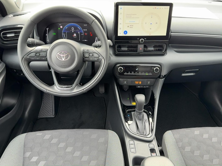 Vehicle image TOYOTA YARIS