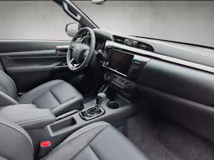 Toyota Hilux Double Cab.-Pick-up 2.8 D-4D MHEV 204 Invincible