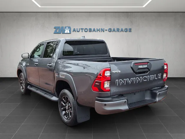 Toyota Hilux Double Cab.-Pick-up 2.8 D-4D MHEV 204 Invincible