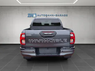 Toyota Hilux Double Cab.-Pick-up 2.8 D-4D MHEV 204 Invincible
