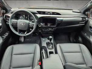 Toyota Hilux Double Cab.-Pick-up 2.8 D-4D MHEV 204 Invincible