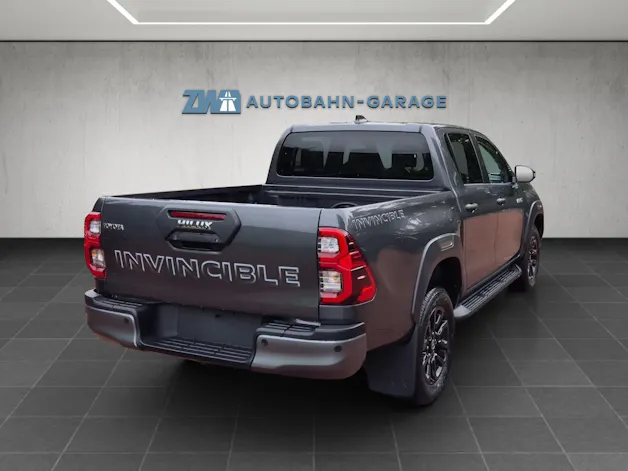 Toyota Hilux Double Cab.-Pick-up 2.8 D-4D MHEV 204 Invincible