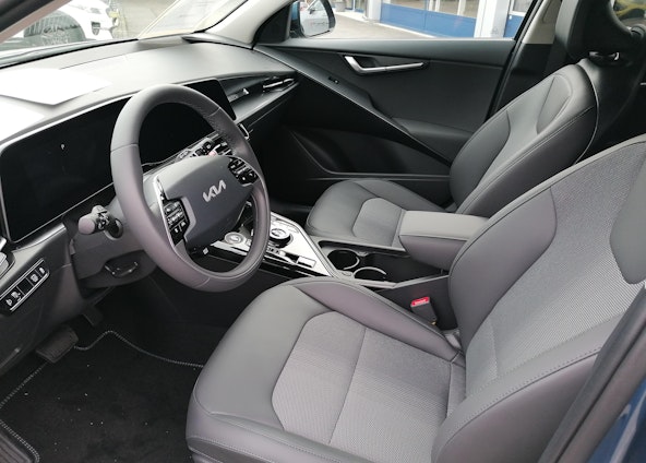 Vehicle image 6 Vehicle image 6