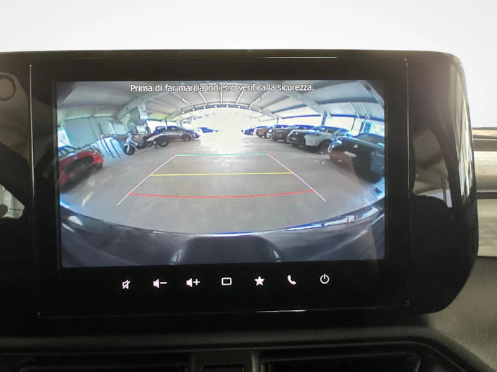 immagine del veicolo SUZUKI SWIFT