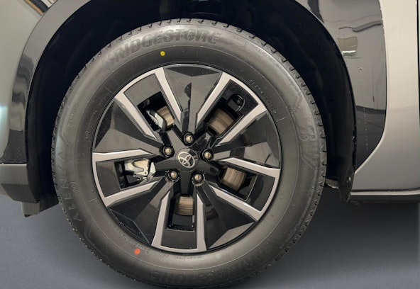 Vehicle image 12 Vehicle image 12