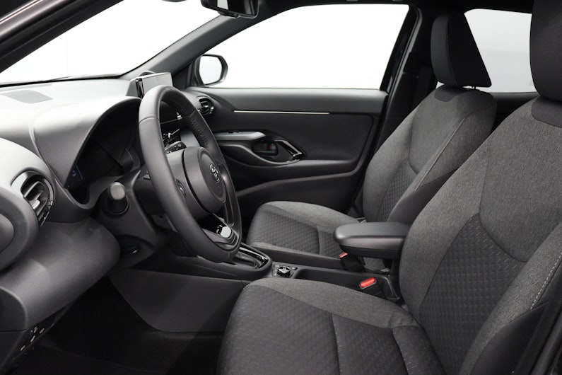 Vehicle image TOYOTA YARIS CROSS