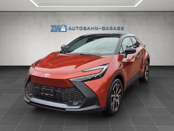 First vehicle image