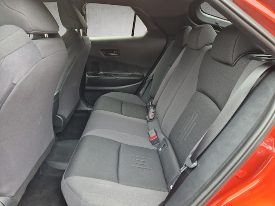 Vehicle image 12