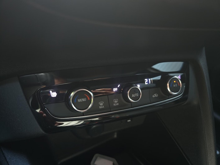 Vehicle image OPEL CORSA