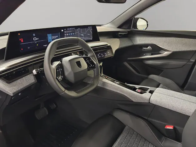 Peugeot 5008 1.2 Hybrid Allure Premium