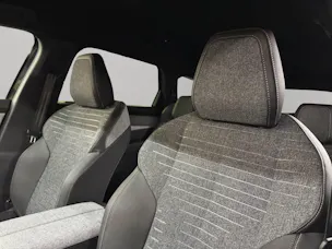 Peugeot 5008 1.2 Hybrid Allure Premium