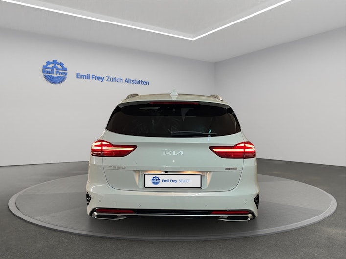 Vehicle image KIA CEED