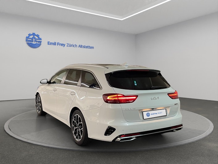 Vehicle image KIA CEED