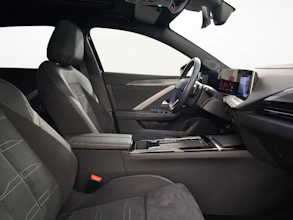 https://vehicle.imgix.net/4020852/fb804feb-f280-433c-8e52-76da45f76ac8.jpg
