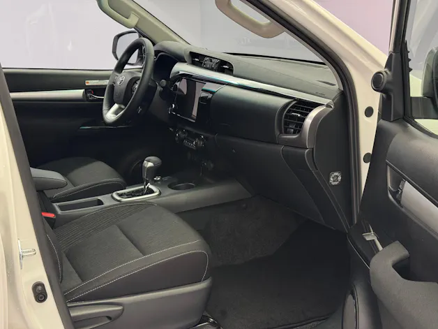Toyota Hilux Double Cab.-Pick-up 2.8 D-4D MHEV 204 Style
