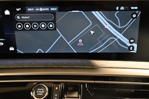 Vehicle image PEUGEOT 3008 1.2 Hybrid Allure