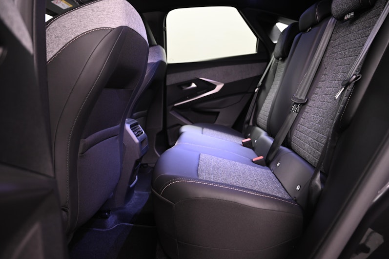 Vehicle image PEUGEOT 3008