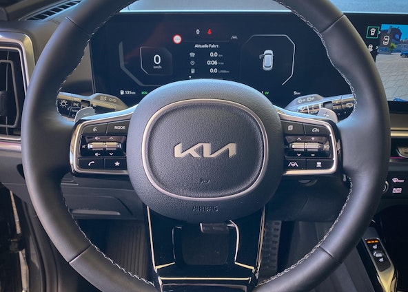 Vehicle image 4 Vehicle image 4