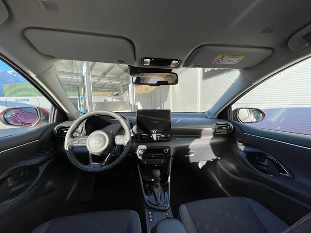 Toyota Yaris 1.5 VVT-i HSD Trend