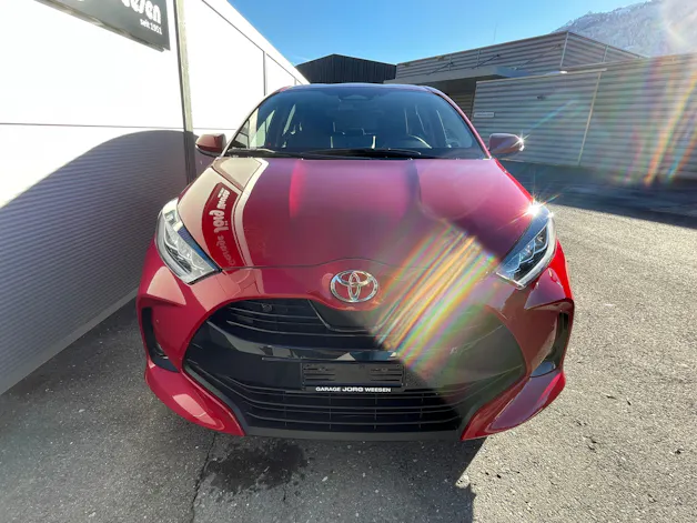 Toyota Yaris 1.5 VVT-i HSD Trend