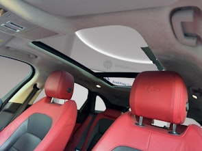 Vehicle image JAGUAR F-Pace 3.0 V6 S/C S AWD