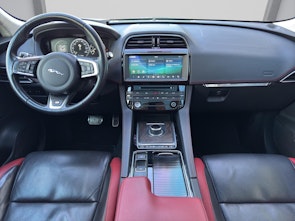 Vehicle image JAGUAR F-Pace 3.0 V6 S/C S AWD