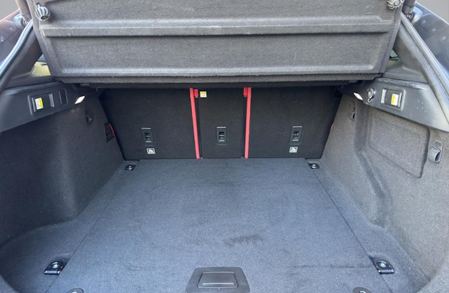 Vehicle image 16 Vehicle image 16