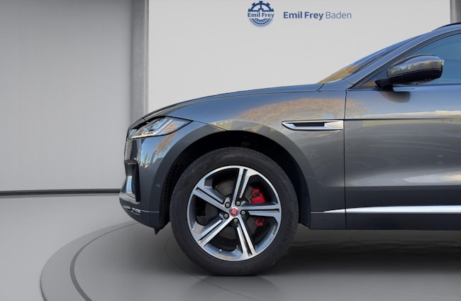 Vehicle image 17 Vehicle image 17