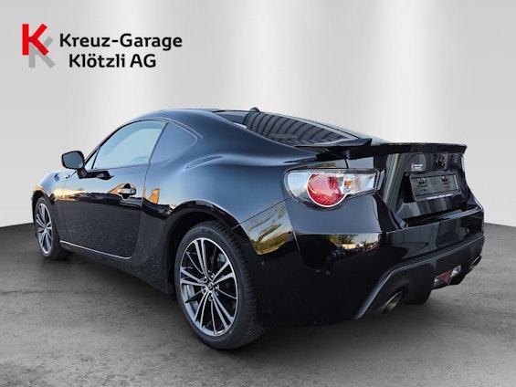 Vehicle image 4 Vehicle image 4