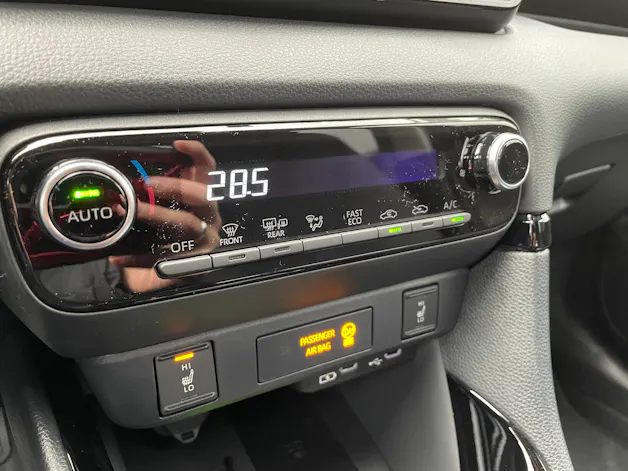 Toyota Yaris 1.5 VVT-i HSD Trend