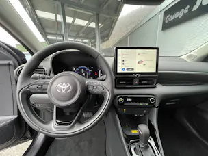 Toyota Yaris 1.5 VVT-i HSD Trend