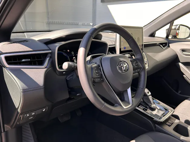 Toyota Corolla Cross 2.0 HSD Trend AWD-i