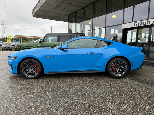 Ford Mustang Fastback 5.0 V8 GT Automat