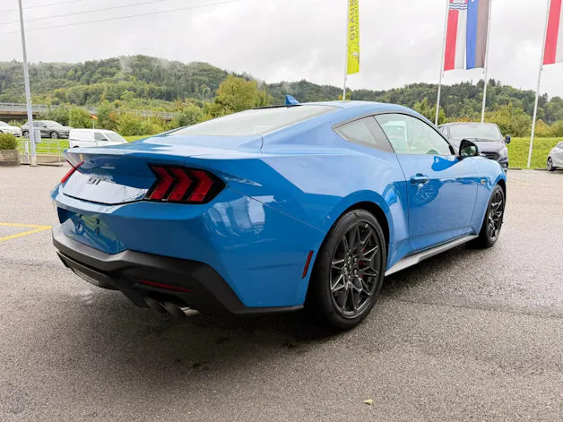 Ford Mustang Fastback 5.0 V8 GT Automat