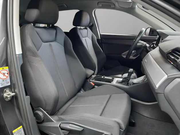 Audi Q3 35 TDI S line quattro S-tronic