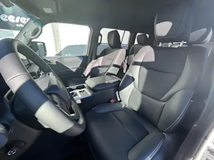 Toyota Land Cruiser 2.8 D 48V Style