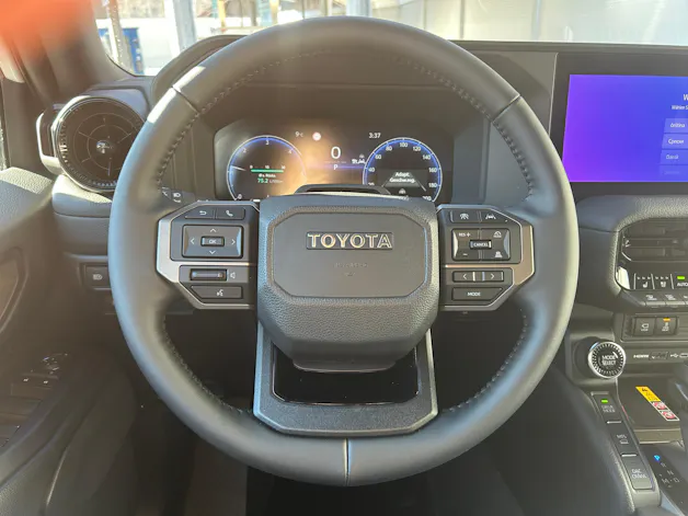 Toyota Land Cruiser 2.8 D 48V Style