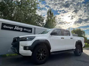 Toyota Hilux Double Cab.-Pick-up 2.8 D-4D MHEV 204 Invincible