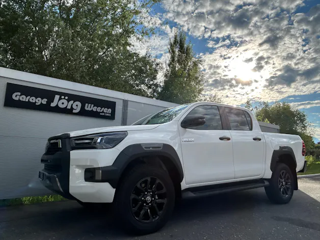Toyota Hilux Double Cab.-Pick-up 2.8 D-4D MHEV 204 Invincible