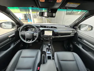 Toyota Hilux Double Cab.-Pick-up 2.8 D-4D MHEV 204 Invincible
