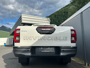 Toyota Hilux Double Cab.-Pick-up 2.8 D-4D MHEV 204 Invincible