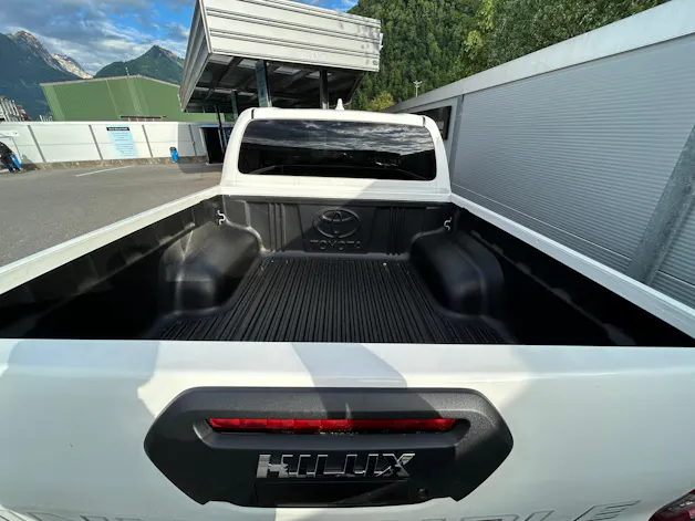 Toyota Hilux Double Cab.-Pick-up 2.8 D-4D MHEV 204 Invincible
