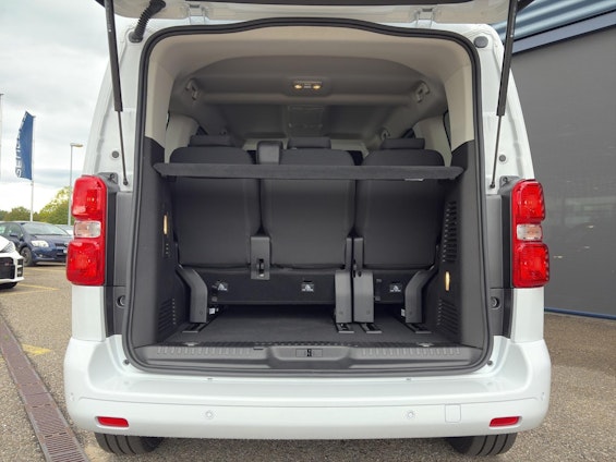 Vehicle image 13 Vehicle image 13