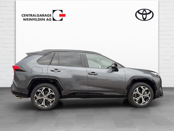 Vehicle image 6 Vehicle image 6