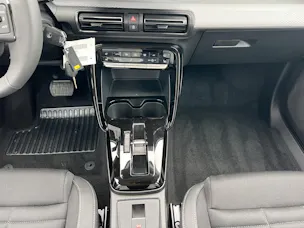 Citroën C3 Aircross 1.2 Hybrid Max Automat / 5-Jahre Garantie / Zinssatz-Aktion Leasing 2.99%