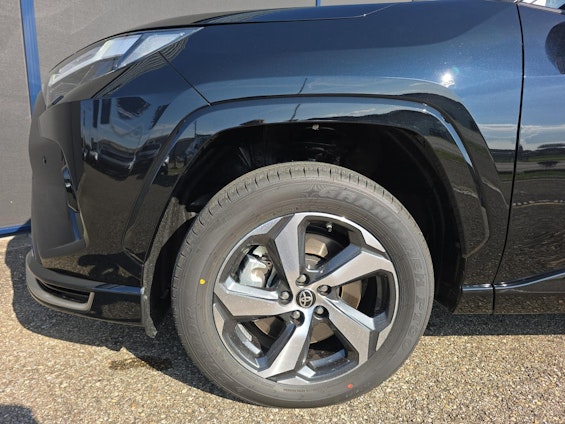 Vehicle image 8 Vehicle image 8