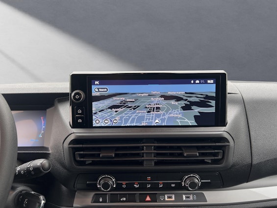 Vehicle image 5 Vehicle image 5